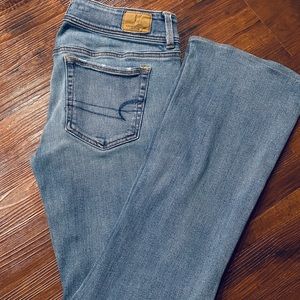 American Eagle high waist Bootcut Jeans